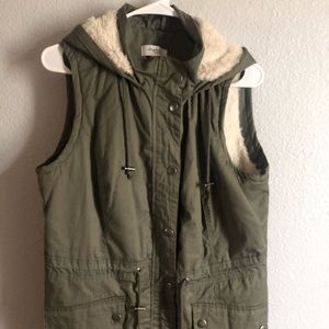 Utility Vest with Faux Fur